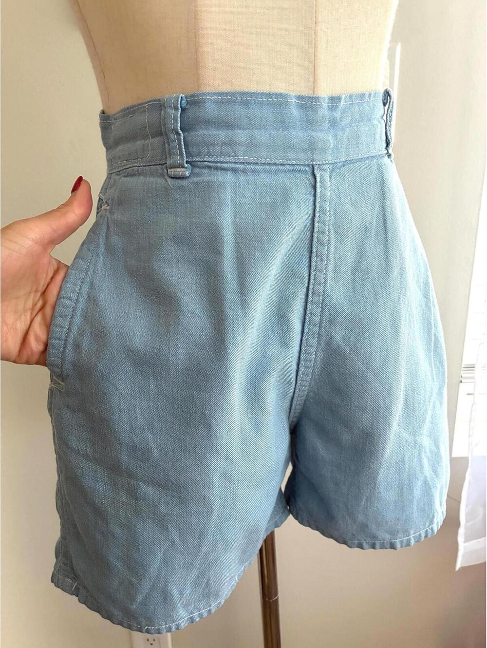 1950s Levi's Denim Shorts | High Waist, Pearl Snap, 25" Waist - Picture 7 of 16
